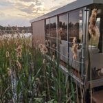 Wie umweltfreundlich ist ein Urlaub im schwimmenden Ferienhaus?