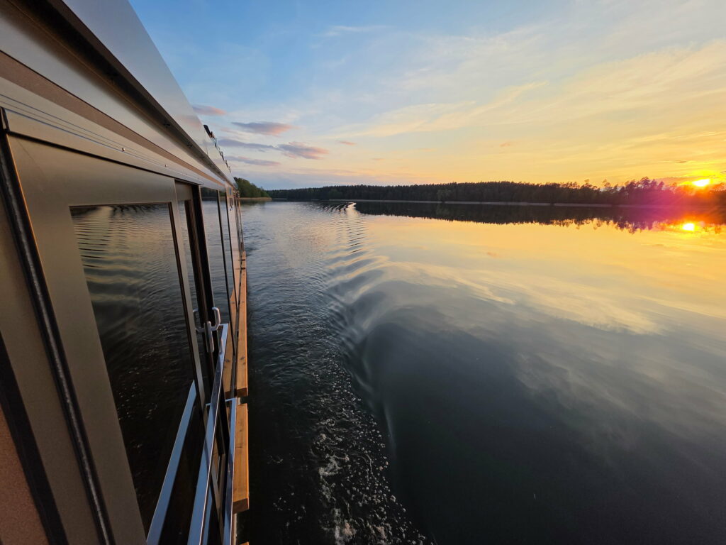 Urlaub auf einem Hausboot in der Masurischen Seenplatte